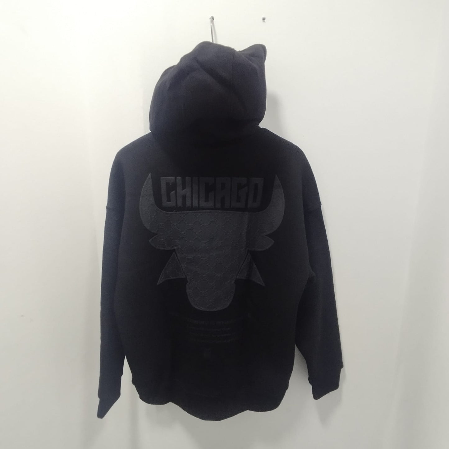 2512 CHICAGO BULLS HOODIE NEGRO