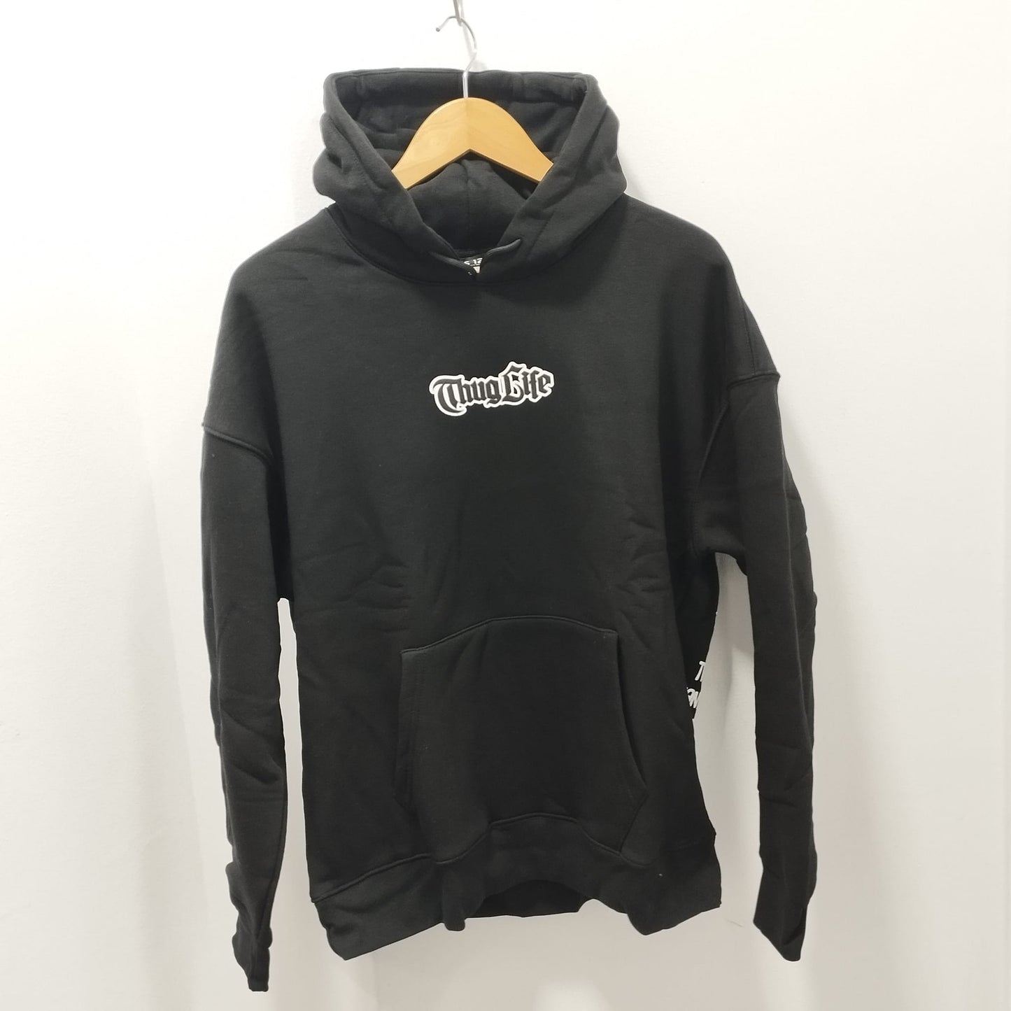 2512 THUG LIFE HOODIE NEGRO