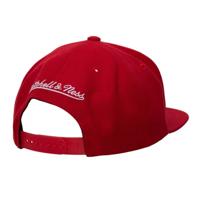MITCHELL AND NESS TEAM GROUND 2.0 SNAPBACK HWC BULLS