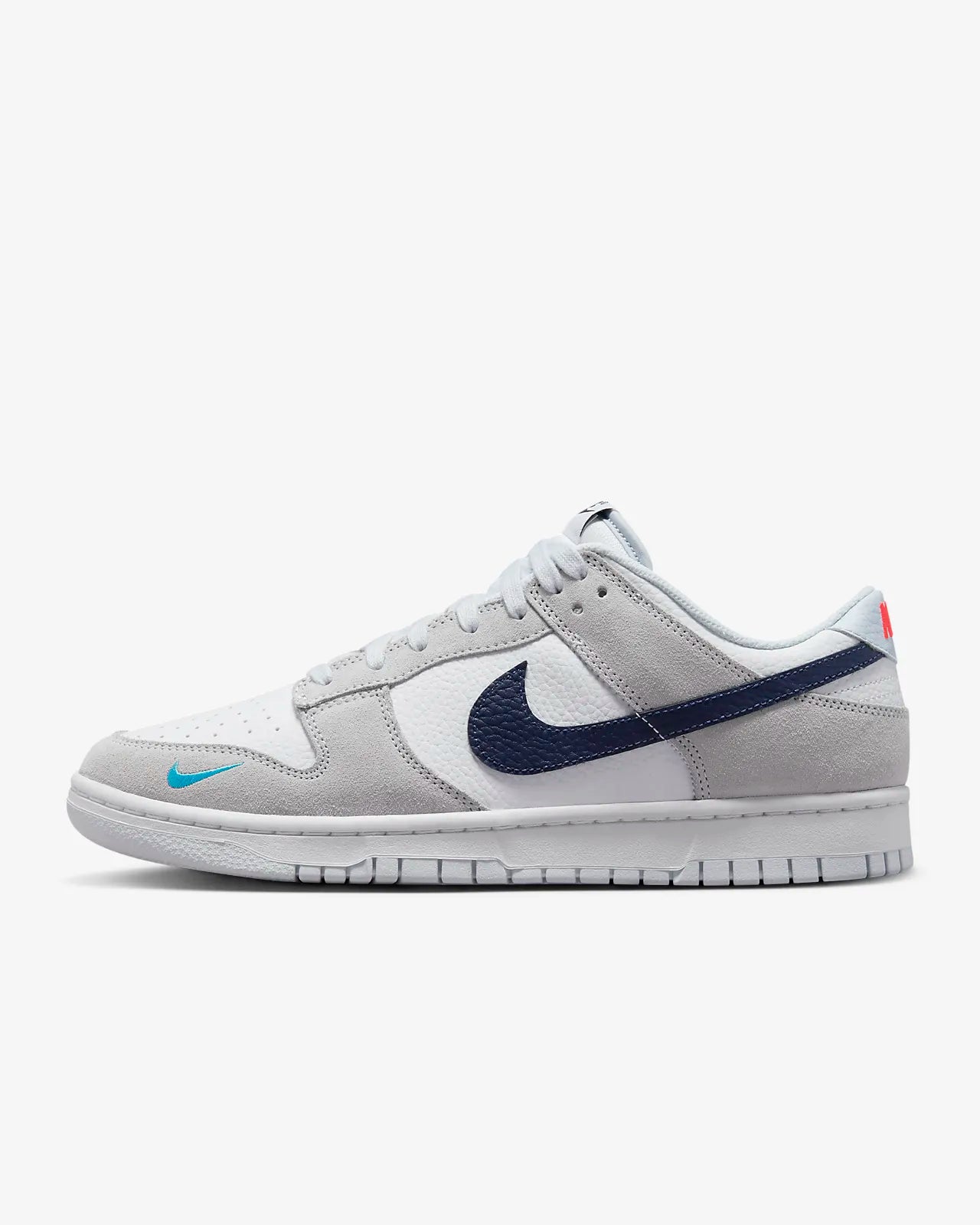 NIKE DUNK LOW FOOTBALL GREY