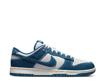 NIKE DUNK LOW SE