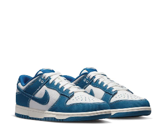 NIKE DUNK LOW SE