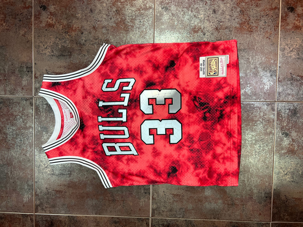 MITCHELL AND NESS CHICAGO BULLS SWINGMAN 33 PIPOEN REFOECTIVE