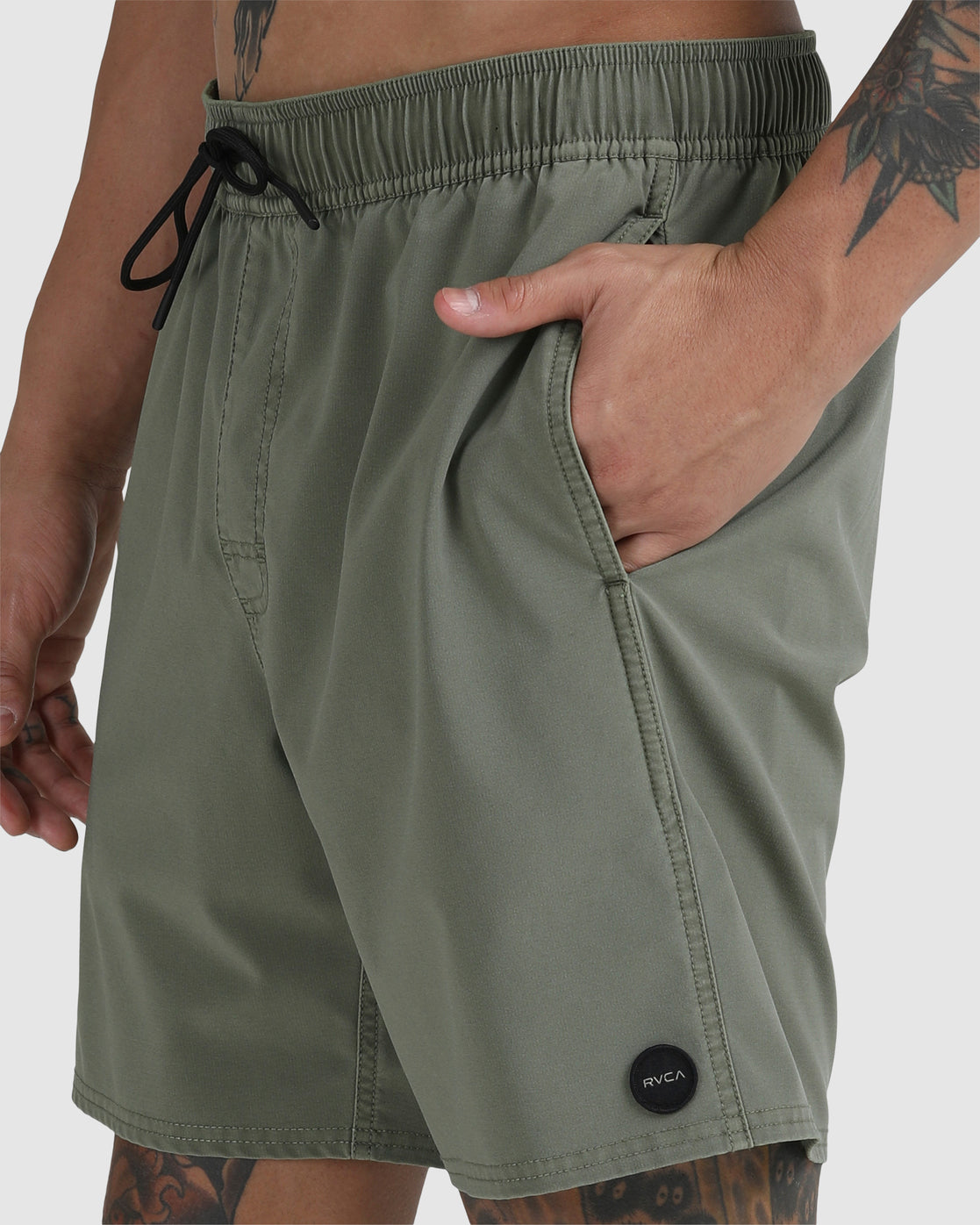 RVCA VA PIGMENT SHORT ELÁSTICO VERDE